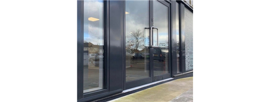  Shop Fronts & Curtain Walling 