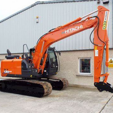 13 Tonne Digger 