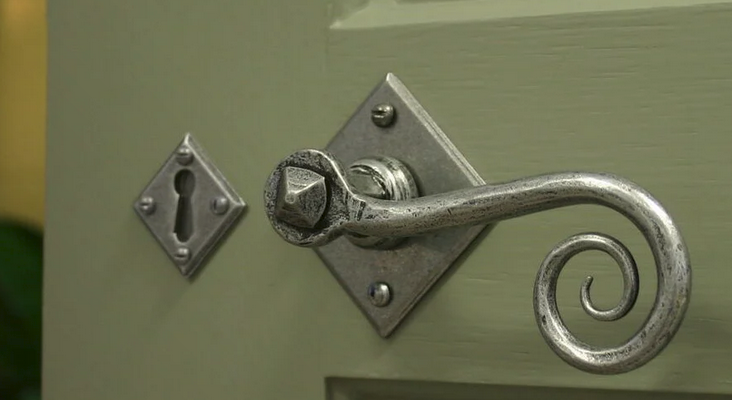 Luxury Door Hardware