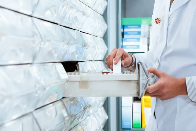 Pharmacy Lockers