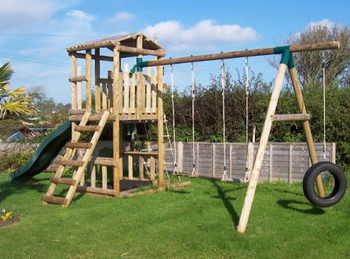 Residential Playground Projects: Brearton