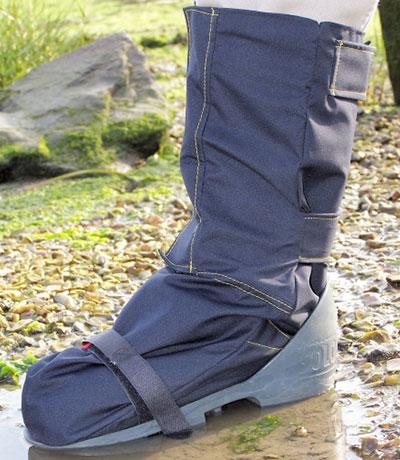 OUTCAST Adult Outdoor Foot Weather Protector