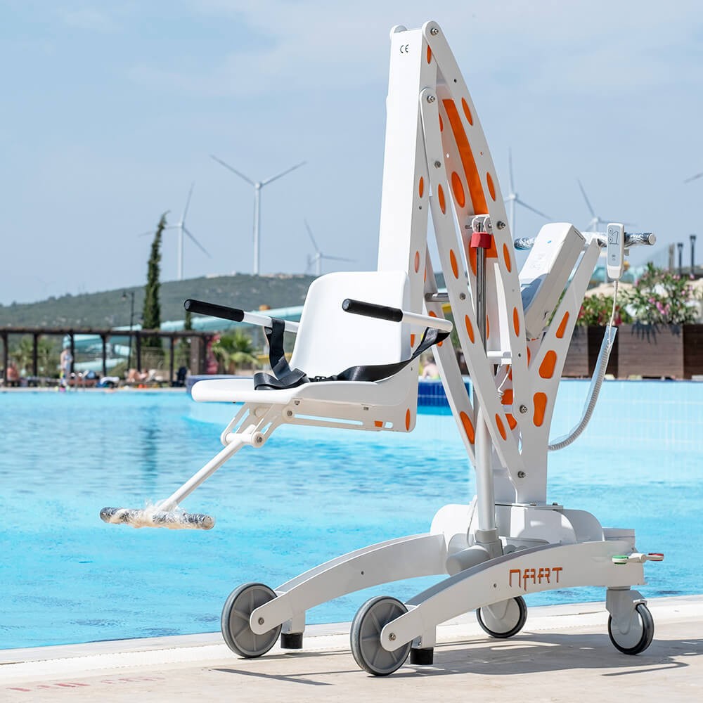 Compact Portable Pool Lift