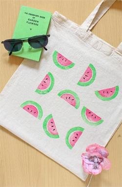 7 Ways to Jazz up your Tote Bags! 