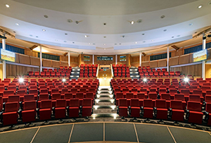 Hinxton Hall Conference Centre at Wellcome Genome Campus enhances accessibility with Stannah inclined platform lift