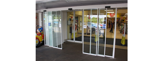 record TSA 20 Telescopic Door - Tesco, Rugby