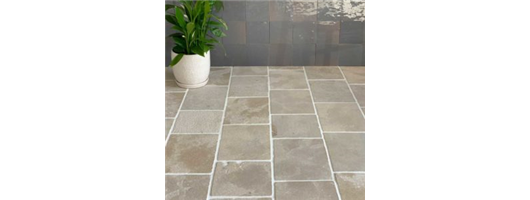 Overbury Beige Limestone Pavers