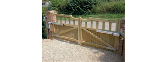  Sliding Gates – Tracked 