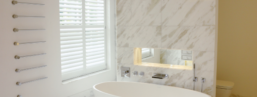 Waterproof shutters for bathrooms