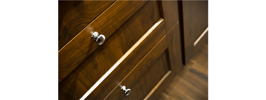 Hand Crafted Bespoke Wardrobes & Bedrooms