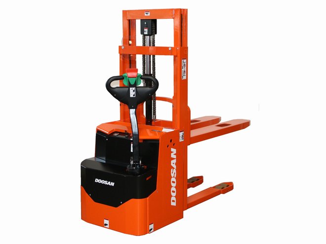 Electric Pedestrian Stacker