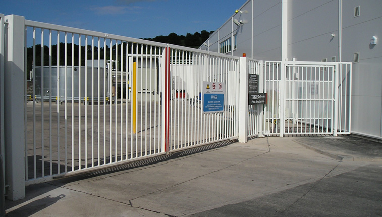 Manual & Electric Swing Gates