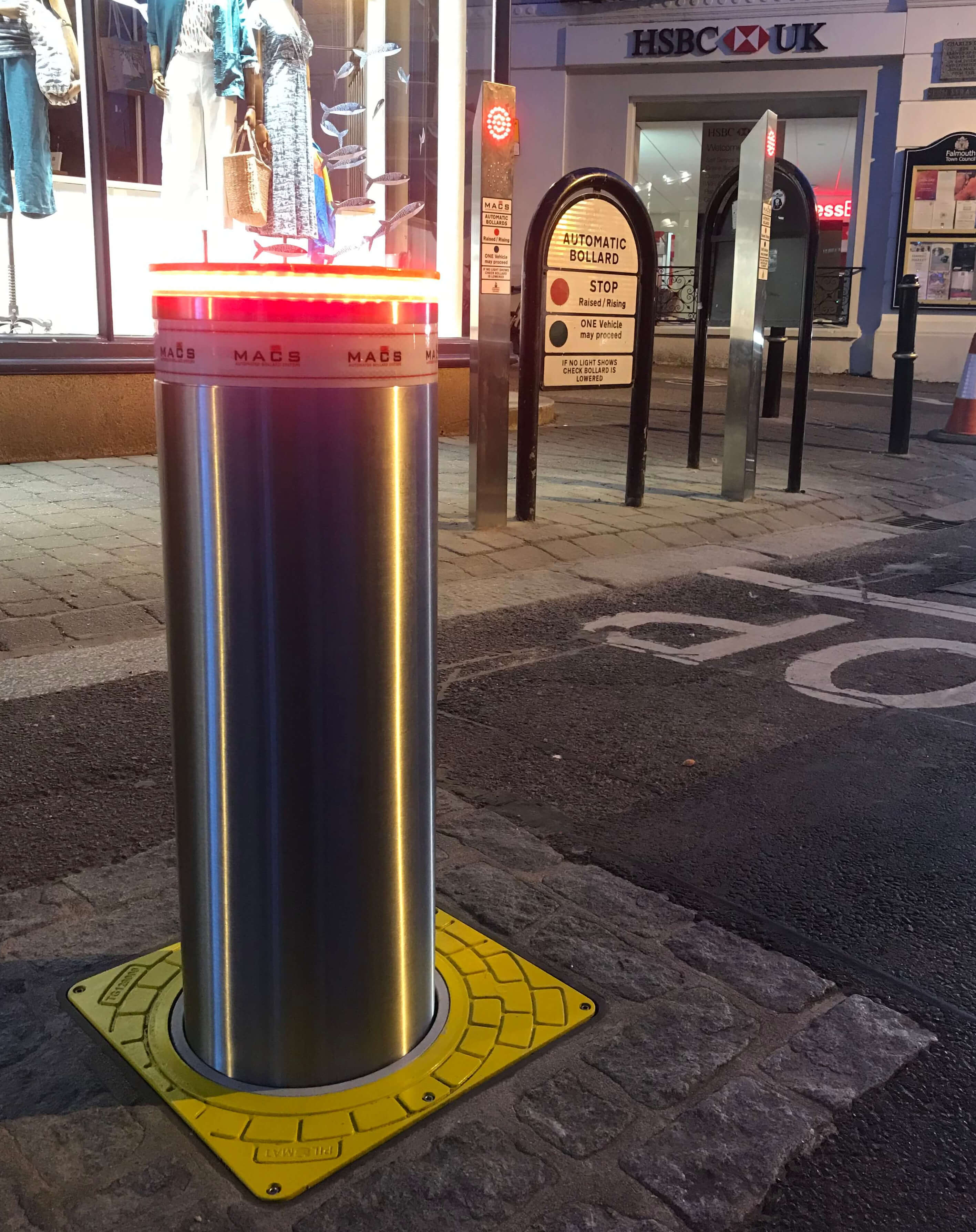 Macs P275/800 Automatic Security Bollards