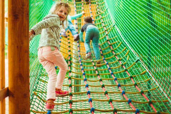 Scramble Nets for Indoor or Outdoor Activities