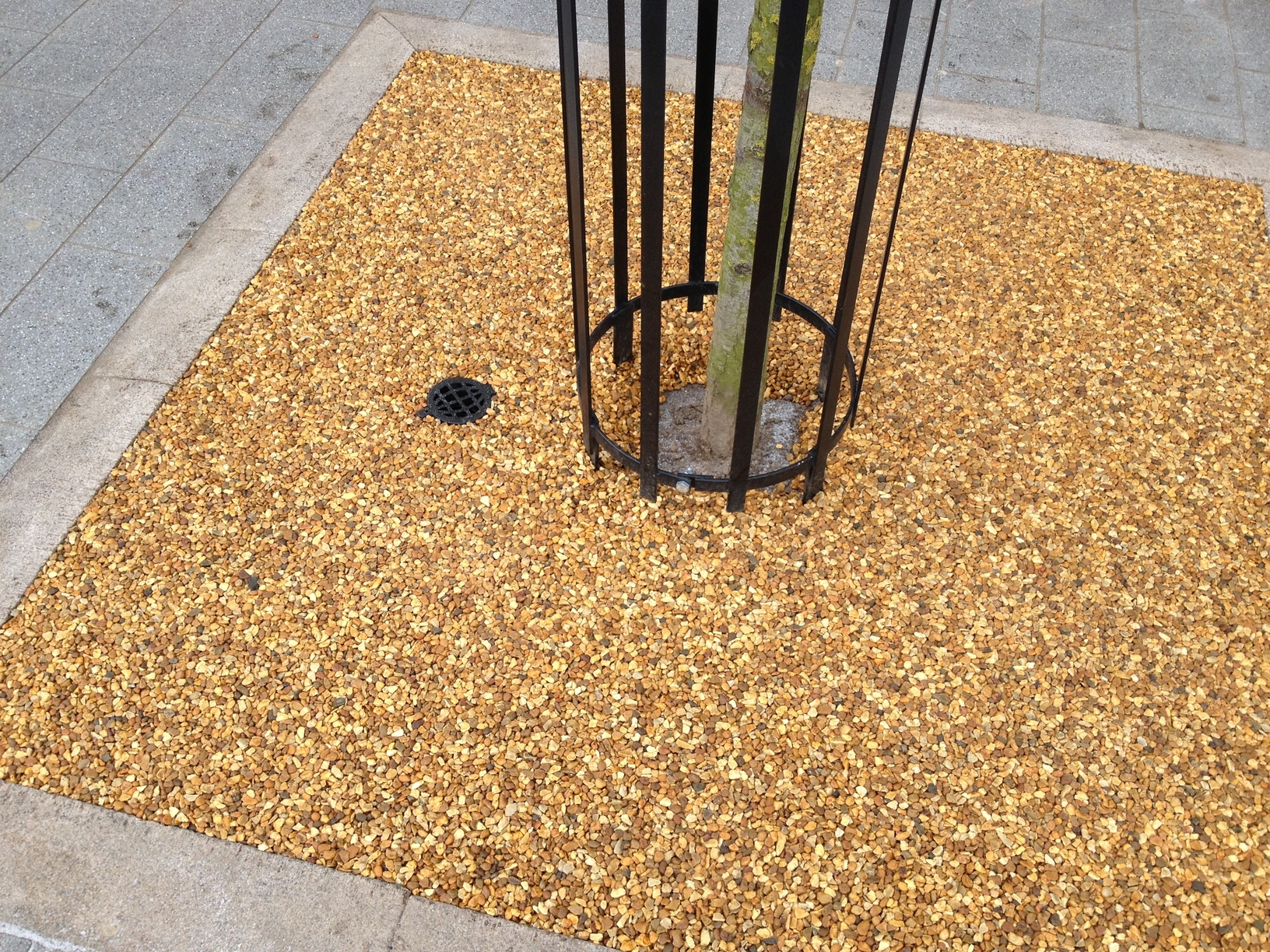 Resin Bound UVR Treepit Kit inc Aggregate