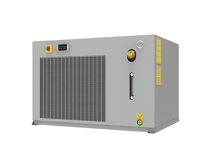 Small &minus; Medium Duty Air Cooled Chillers