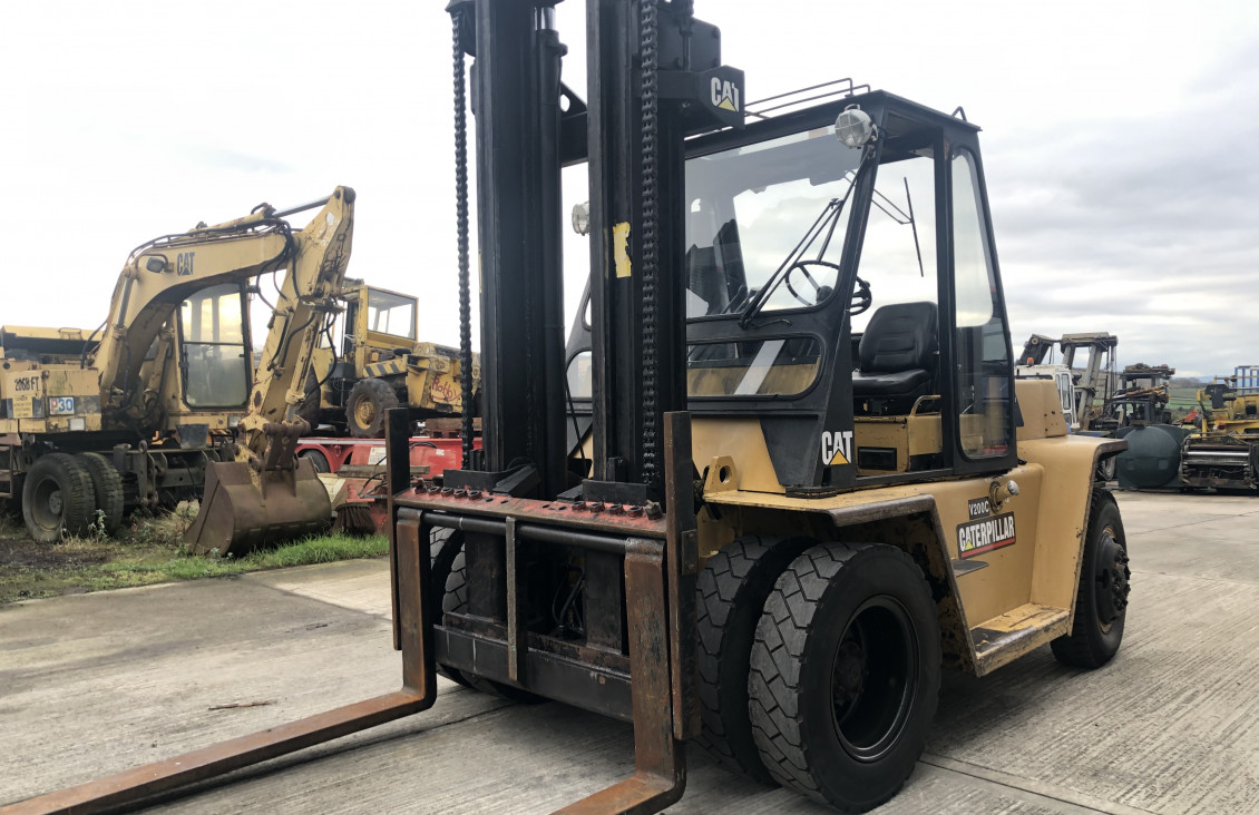 CAT V200C 10 ton diesel forklift