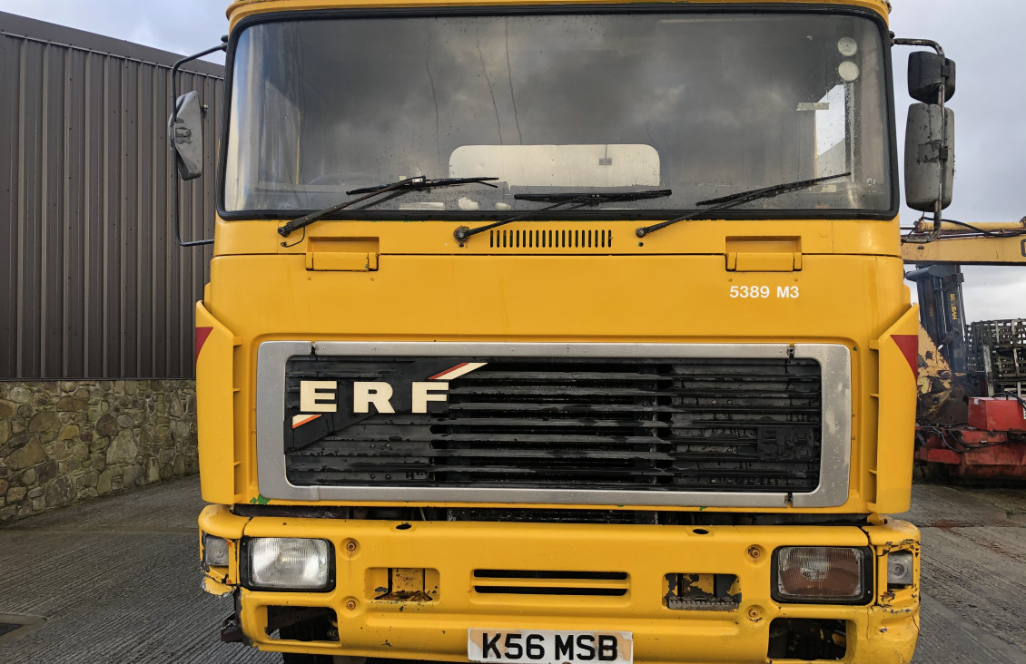 ERF Truck &minus; EC10 8&times;4 Phoenix Tanker