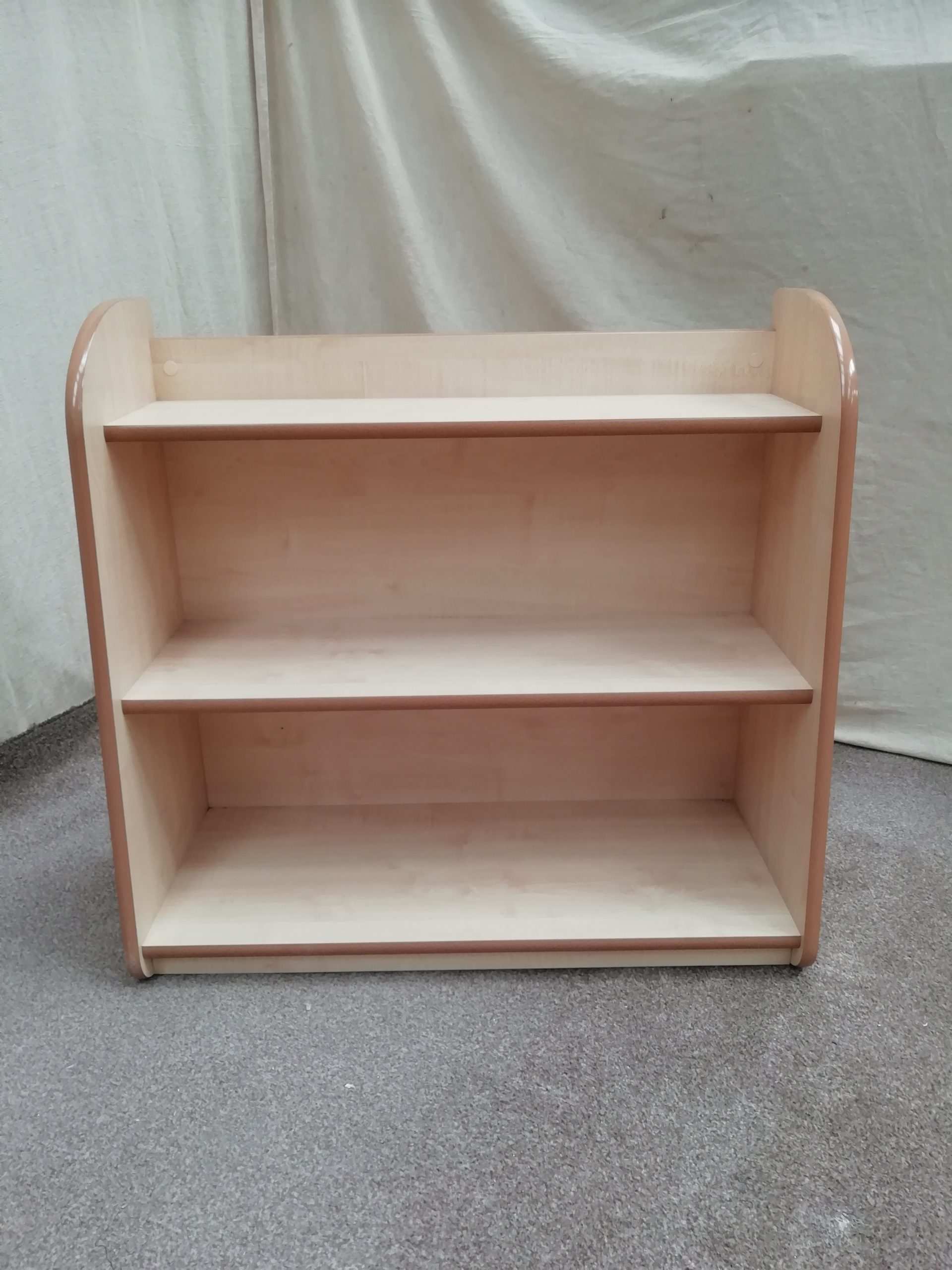 Mid Level Narrow Freestanding Shelving Unit (RC4)