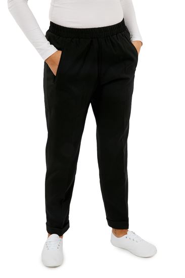 B022 Crop Trousers