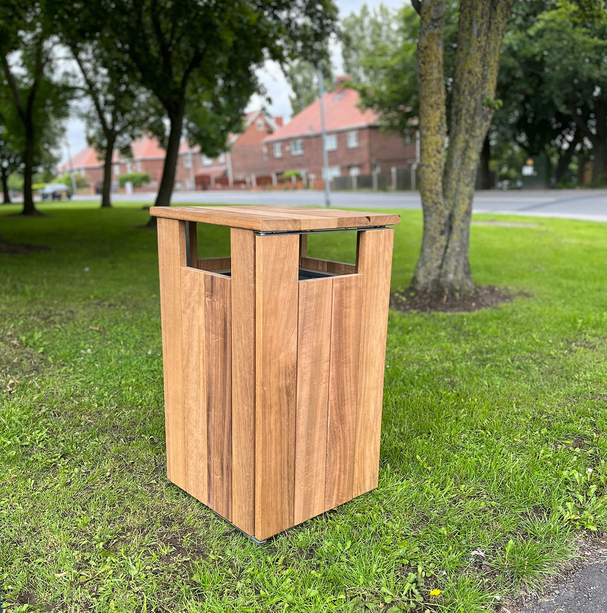 WTS/8 Iroko Wood Litter Bin