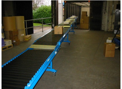 Telescopic Gravity Roller Conveyor