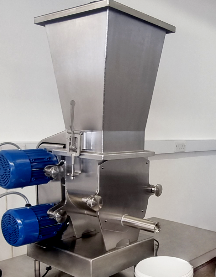 Volumetric screw feeder