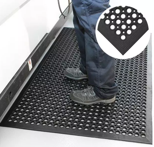 Value Runner Outdoor Scraper Mat with Holes