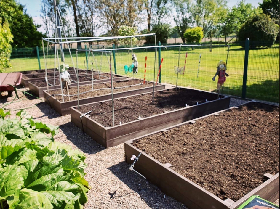 Planters & Retaining Walls