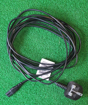 UK Mains Plug 3A to IEC C7 Power Lead Straight 5M